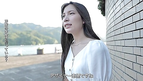 デビューしたばかりの新人セクシーアイドルがいきなり潮吹きさせられ絶頂アクメ