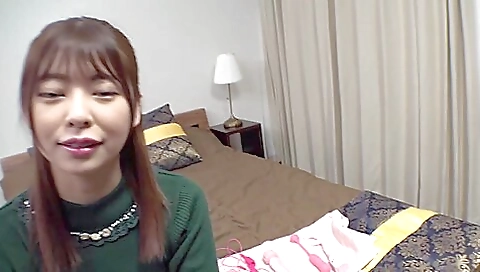 0000877 アクメ オナニー 手コキなどが含まれている