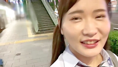 0001190 制服 着衣ハメ 素人などが含まれている